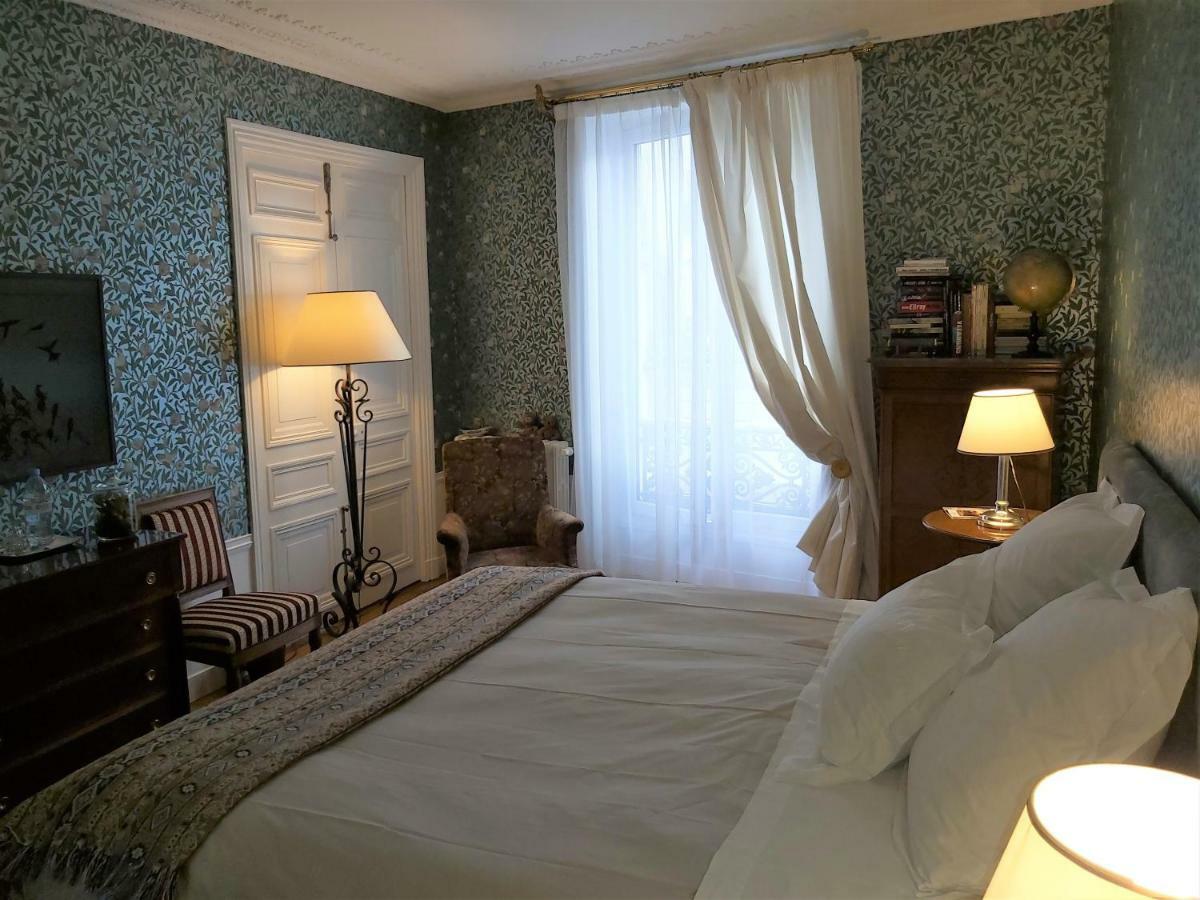 Le 48 Paris Bed & Breakfast Exterior photo
